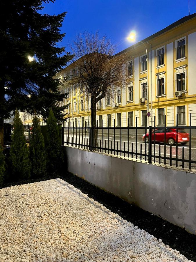 Luxor Ultra-Central Apartments Sibiu Luaran gambar