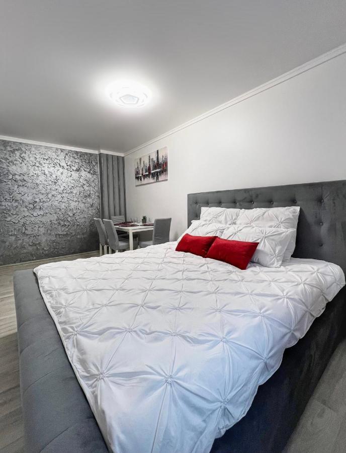 Luxor Ultra-Central Apartments Sibiu Luaran gambar